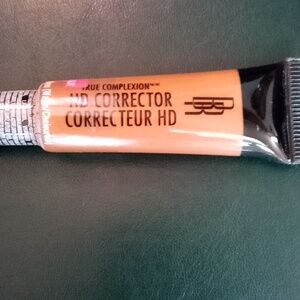 Black Radiance HD Corrector